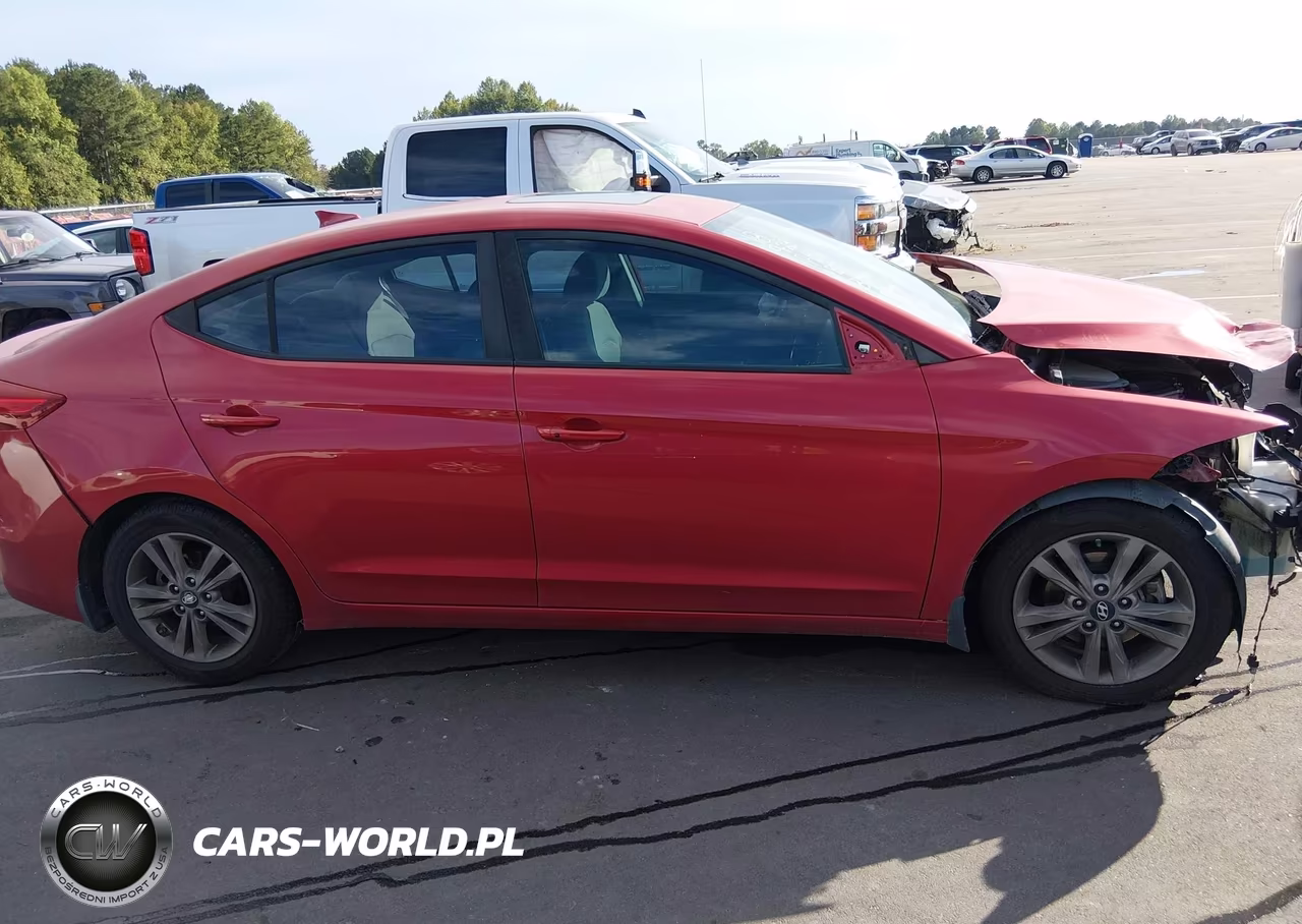 2018 Hyundai Elantra Value Edition VIN:5NPD84LF6JH303516 - 14
