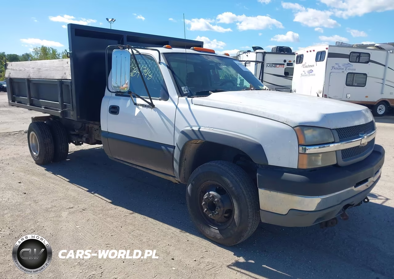 2004 Chevrolet Silverado 3500 Chassis