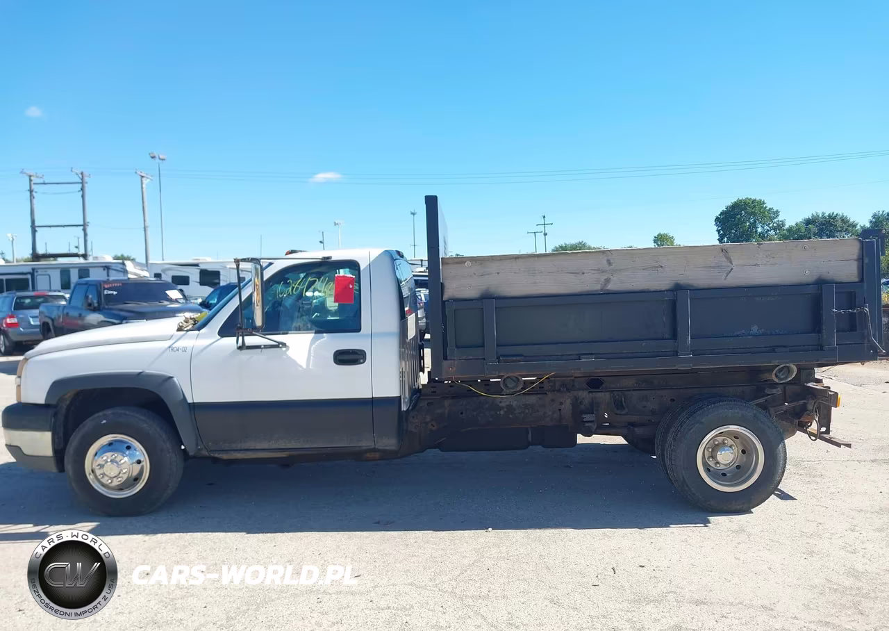 2004 Chevrolet Silverado 3500 Chassis VIN:1GBJC34U04E186324 - 14