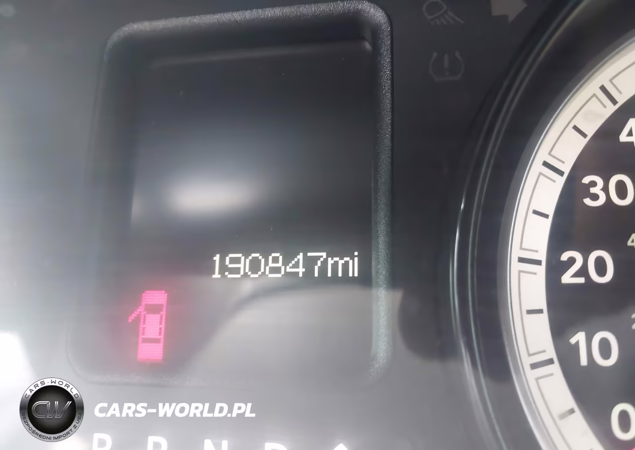 2016 Ram 1500 Express VIN:1C6RR7FT1GS346457 - 14