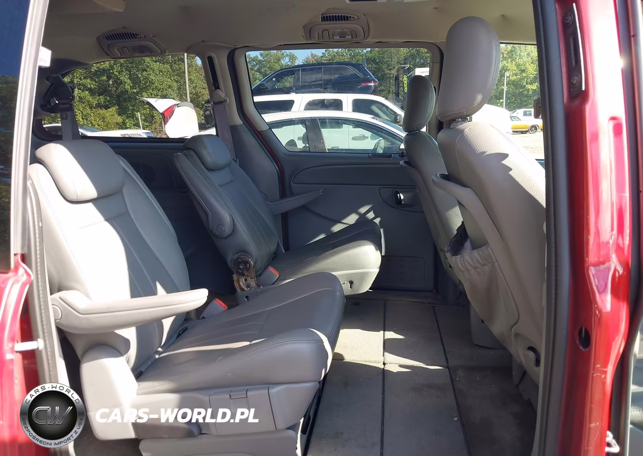 2007 Dodge Grand Caravan Sxt VIN:2D4GP44L67R271413 - 8