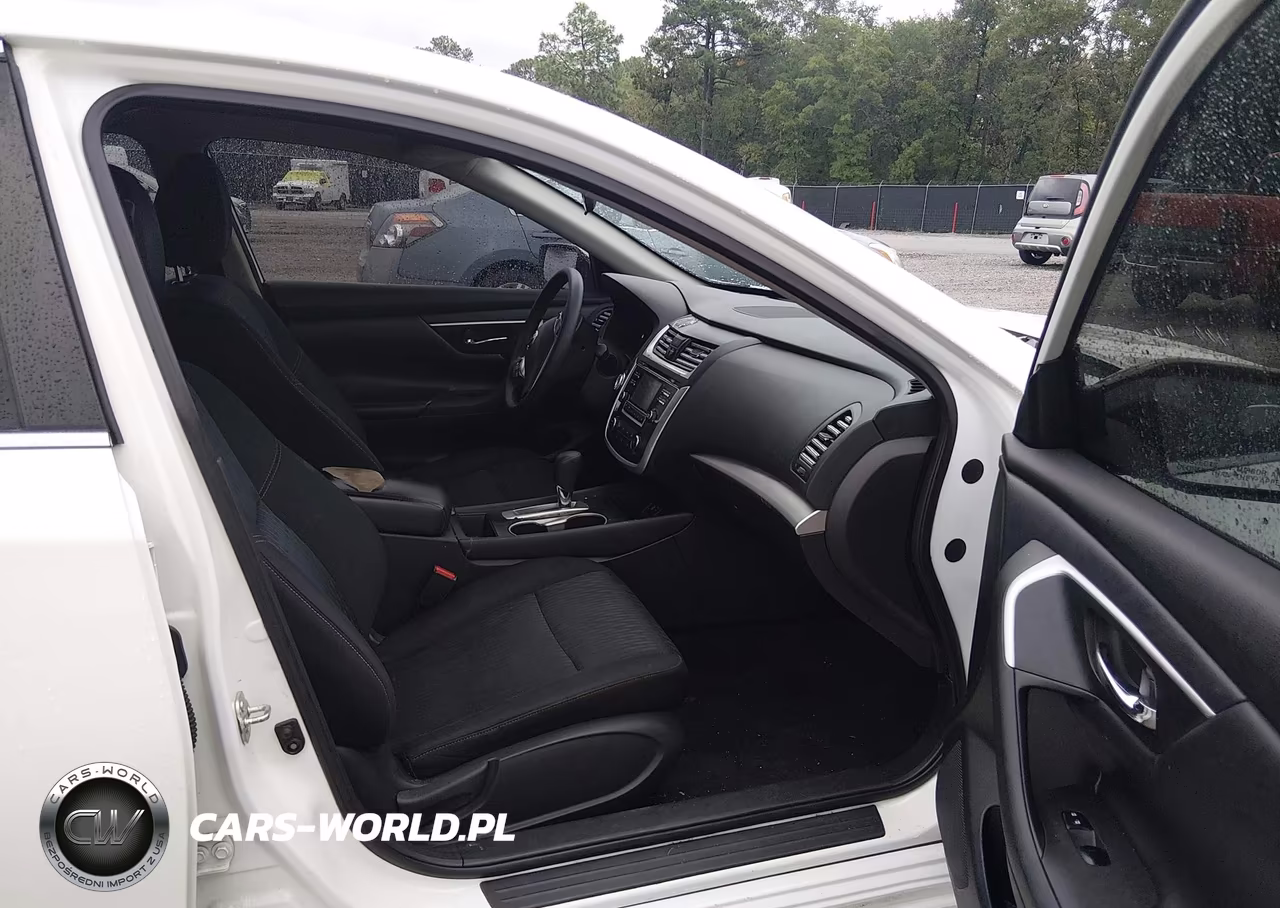 2017 Nissan Altima 2.5 S VIN:1N4AL3AP3HC277685 - 5