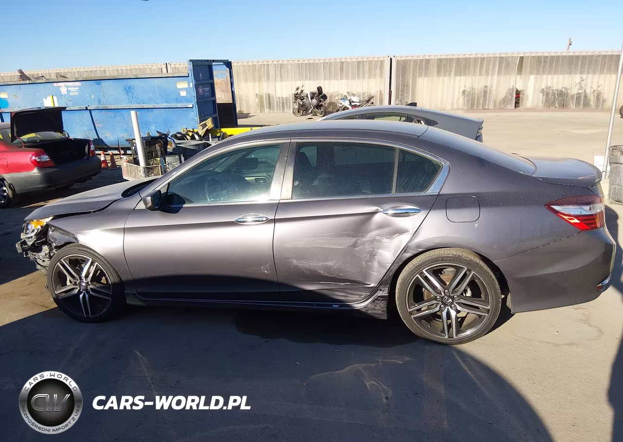 2017 Honda Accord Sport VIN:1HGCR2F55HA176941 - 15
