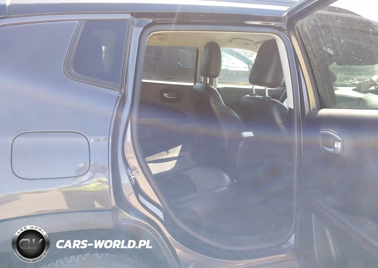 2021 Jeep Compass Trailhawk 4X4 VIN:3C4NJDDB6MT571782 - 8