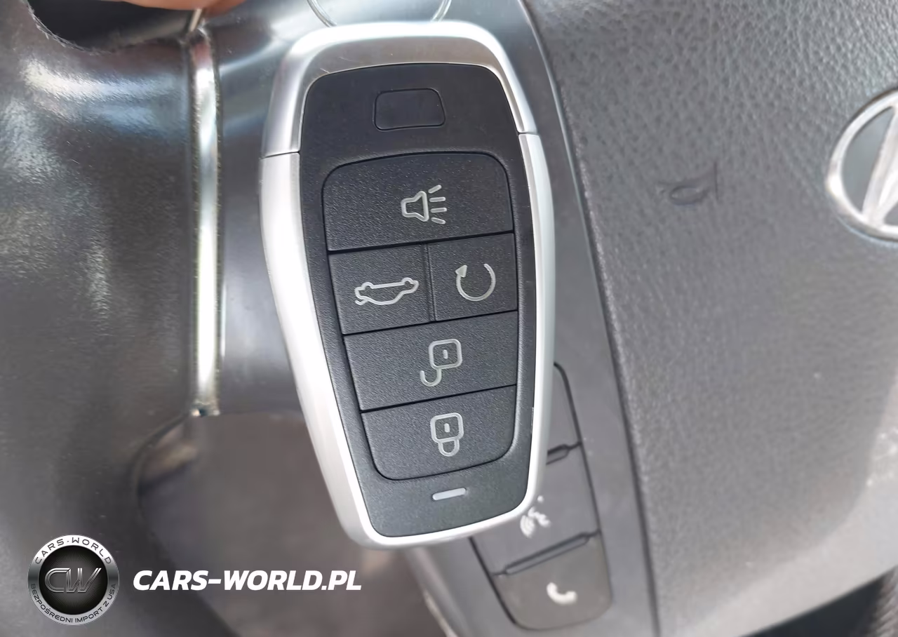 2012 Hyundai Genesis 3.8 VIN:KMHGC4DD0CU193379 - 11