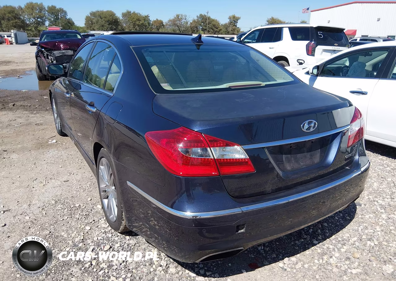 2012 Hyundai Genesis 3.8 VIN:KMHGC4DD0CU193379 - 3