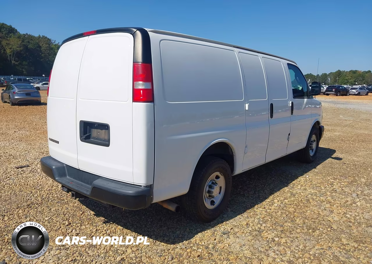 2019 Chevrolet Express 3500 Work Van VIN:1GCZGGFG2K1238414 - 4