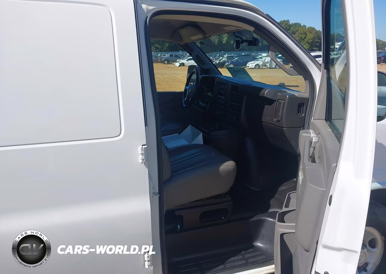 2019 Chevrolet Express 3500 Work Van VIN:1GCZGGFG2K1238414 - 5