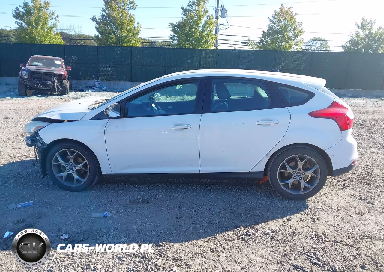 2013 Ford Focus Se VIN:1FADP3K20DL240284 - 15