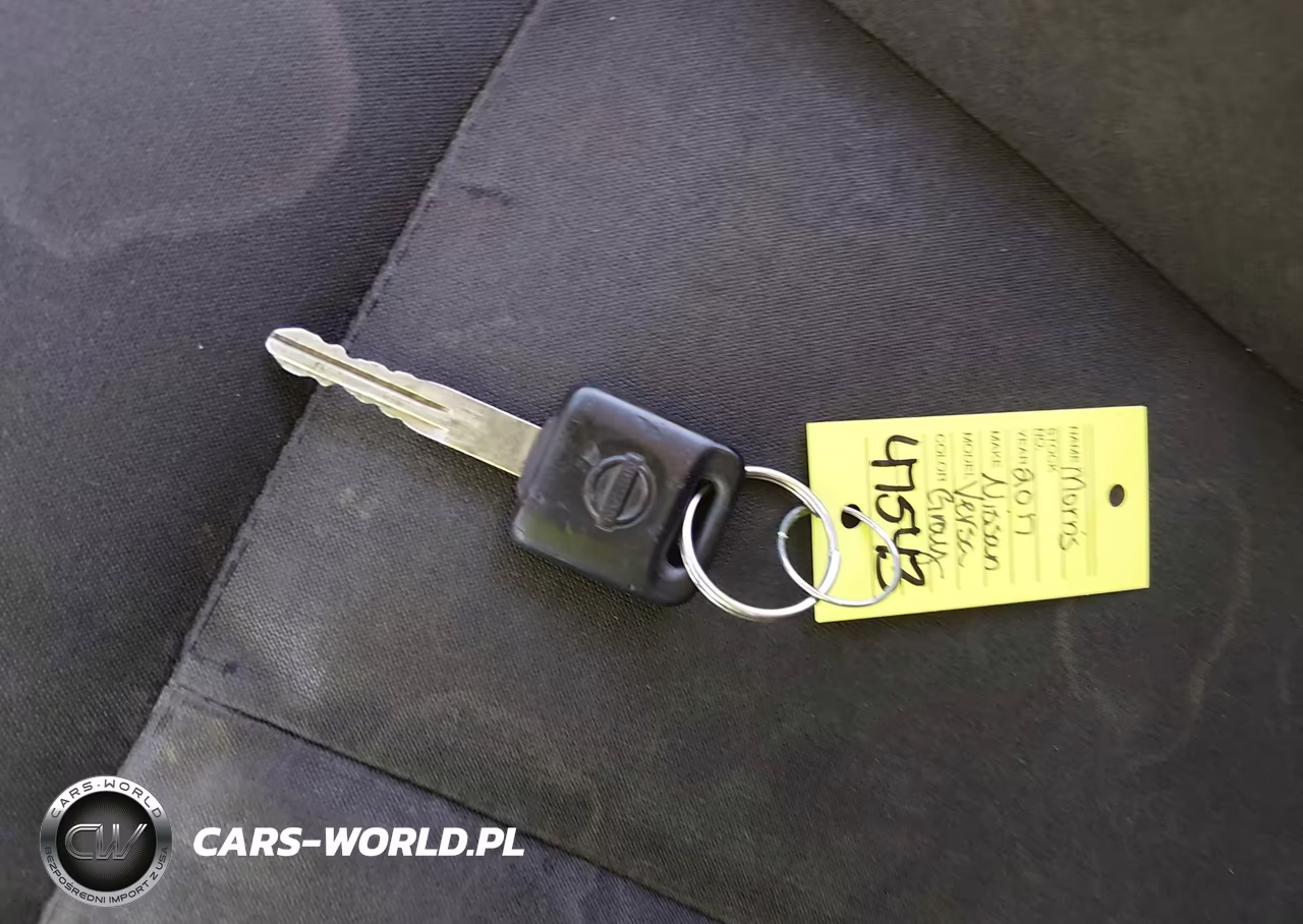 2017 Nissan Versa 1.6 S VIN:3N1CN7APXHL868141 - 11