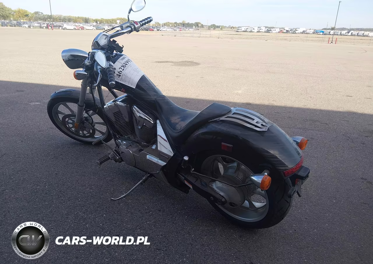 2010 Honda Vt1300 Cx VIN:JH2SC6101AK002421 - 3