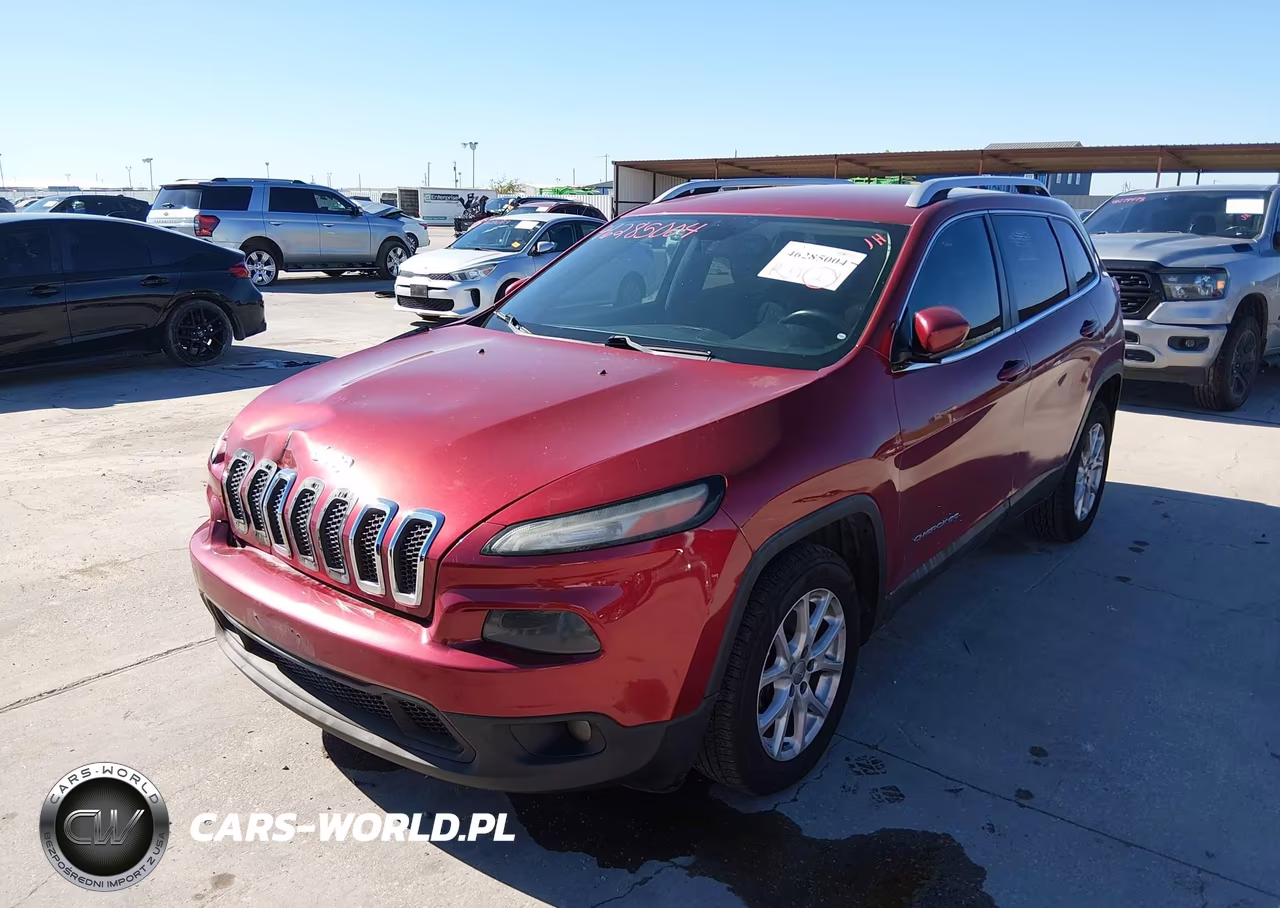 2015 Jeep Cherokee Latitude VIN:1C4PJLCS6FW531204 - 2