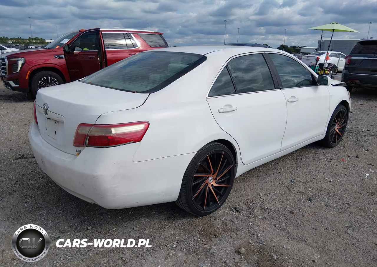 2008 Toyota Camry Le VIN:4T1BE46K08U779409 - 4