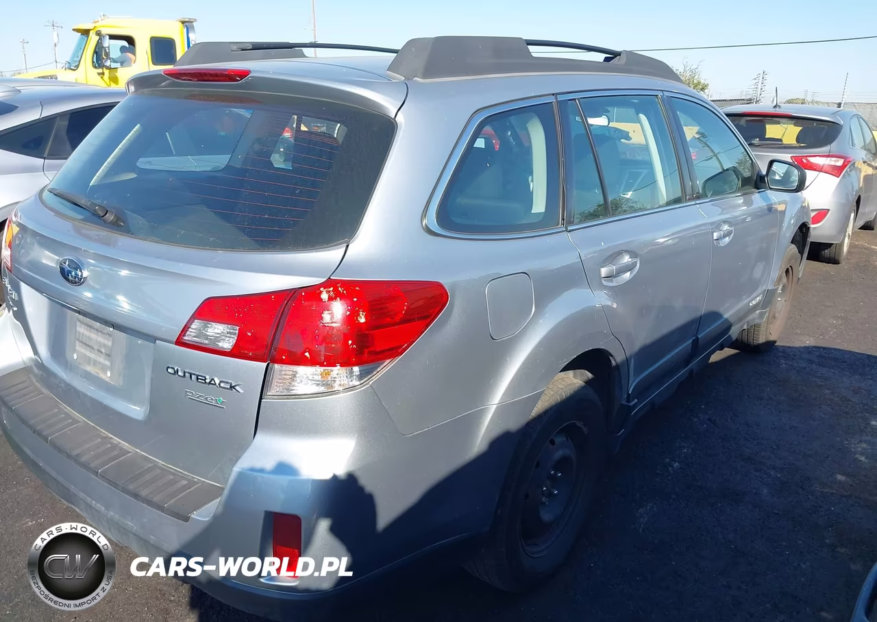 2012 Subaru Outback 2.5I VIN:4S4BRBAC6C3239084 - 4