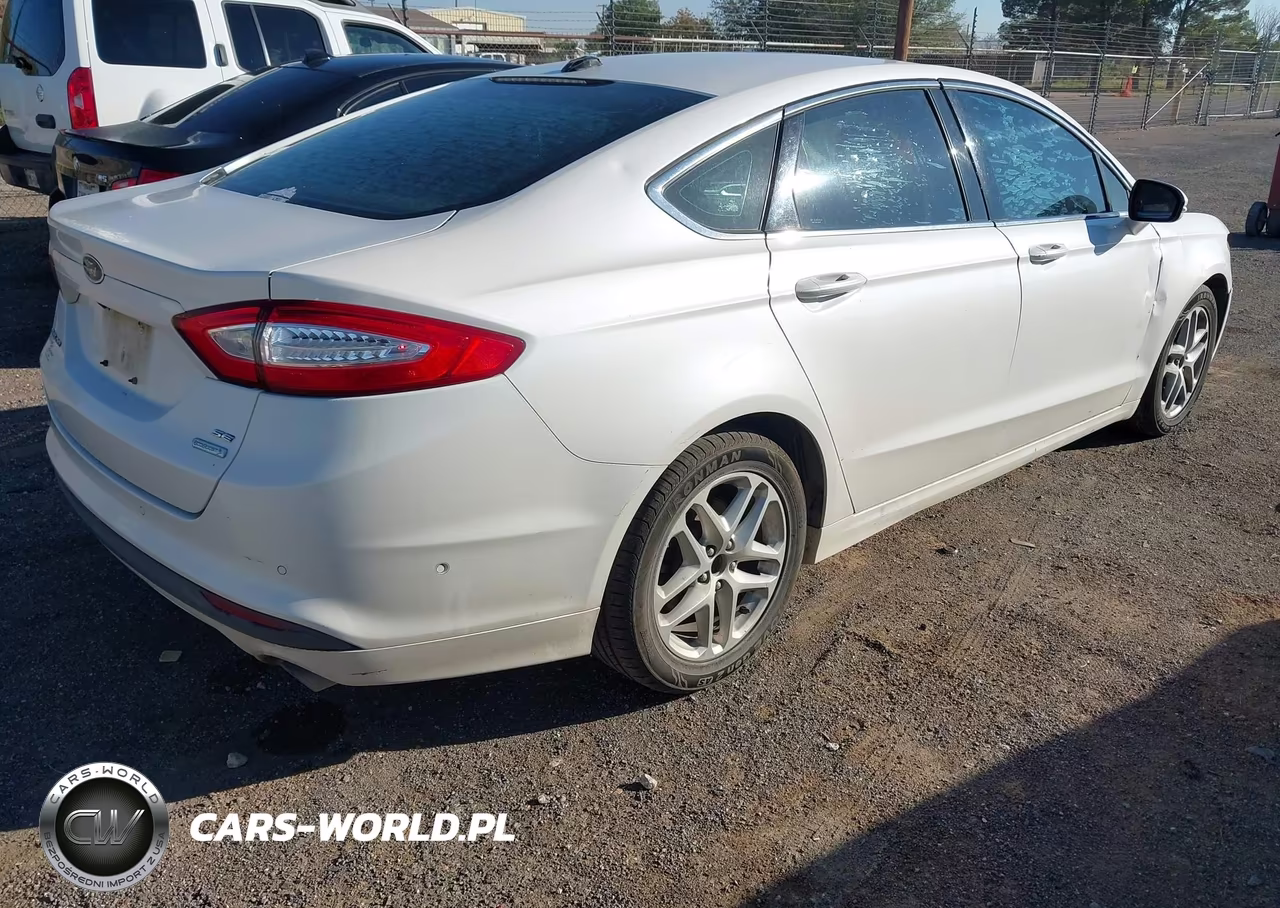 2013 Ford Fusion Se VIN:3FA6P0HR4DR374504 - 4
