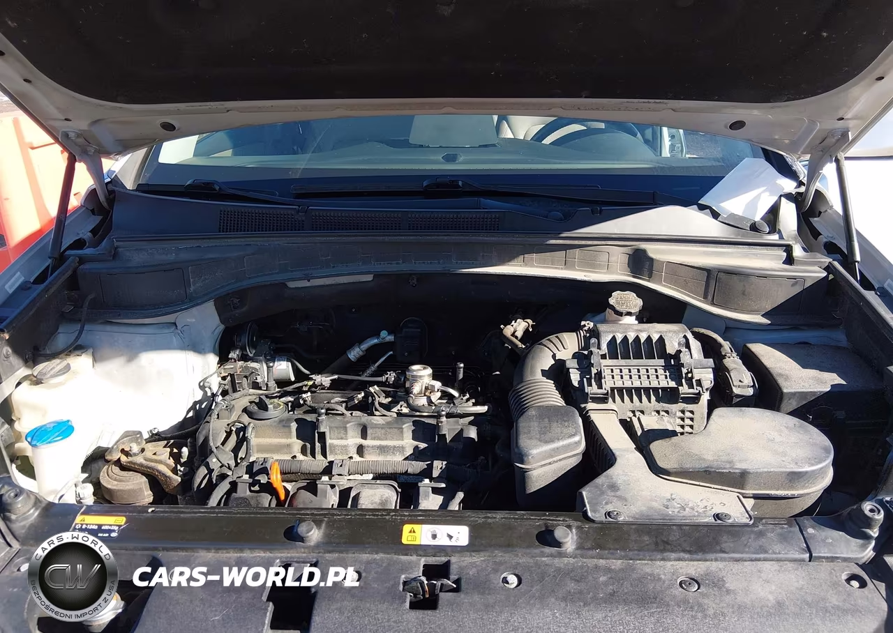 2014 Hyundai Santa Fe Sport 2.4L VIN:5XYZUDLB5EG166466 - 10