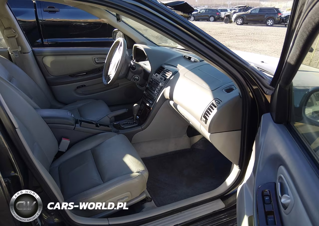 2002 Nissan Maxima VIN:JN1DA31D52T402604 - 5