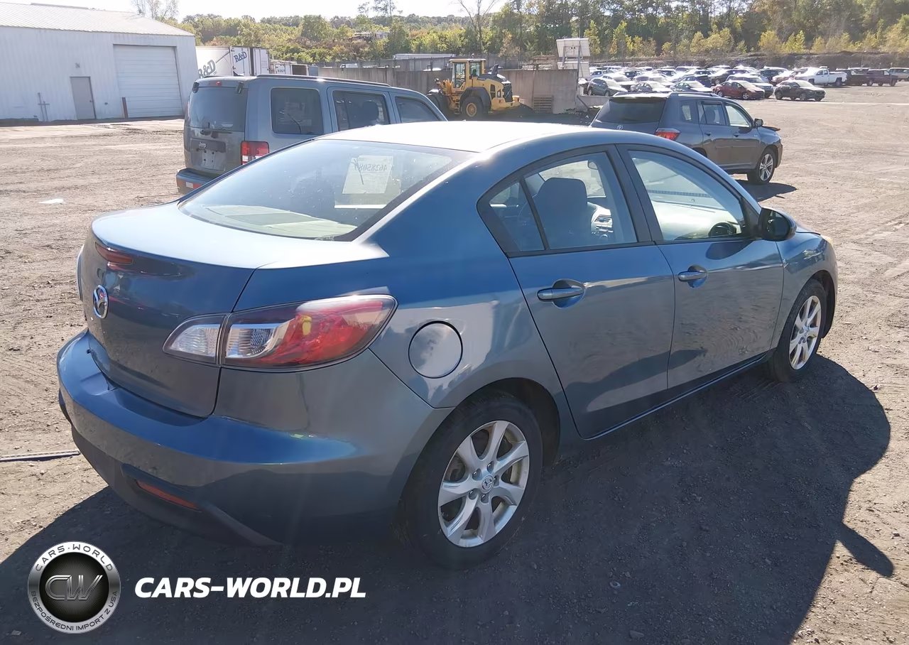 2011 Mazda Mazda3 I Touring VIN:JM1BL1VG6B1427627 - 4