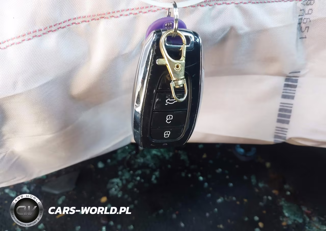 2018 Hyundai Elantra Value Edition VIN:5NPD84LF6JH275295 - 11