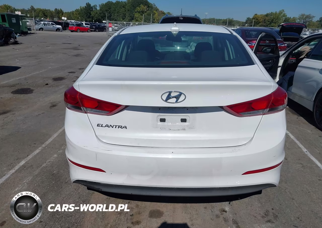2018 Hyundai Elantra Value Edition VIN:5NPD84LF6JH275295 - 16