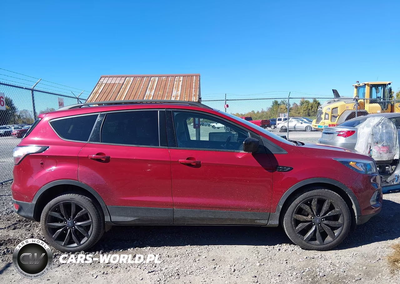 2018 Ford Escape Se VIN:1FMCU9GD0JUD13005 - 13