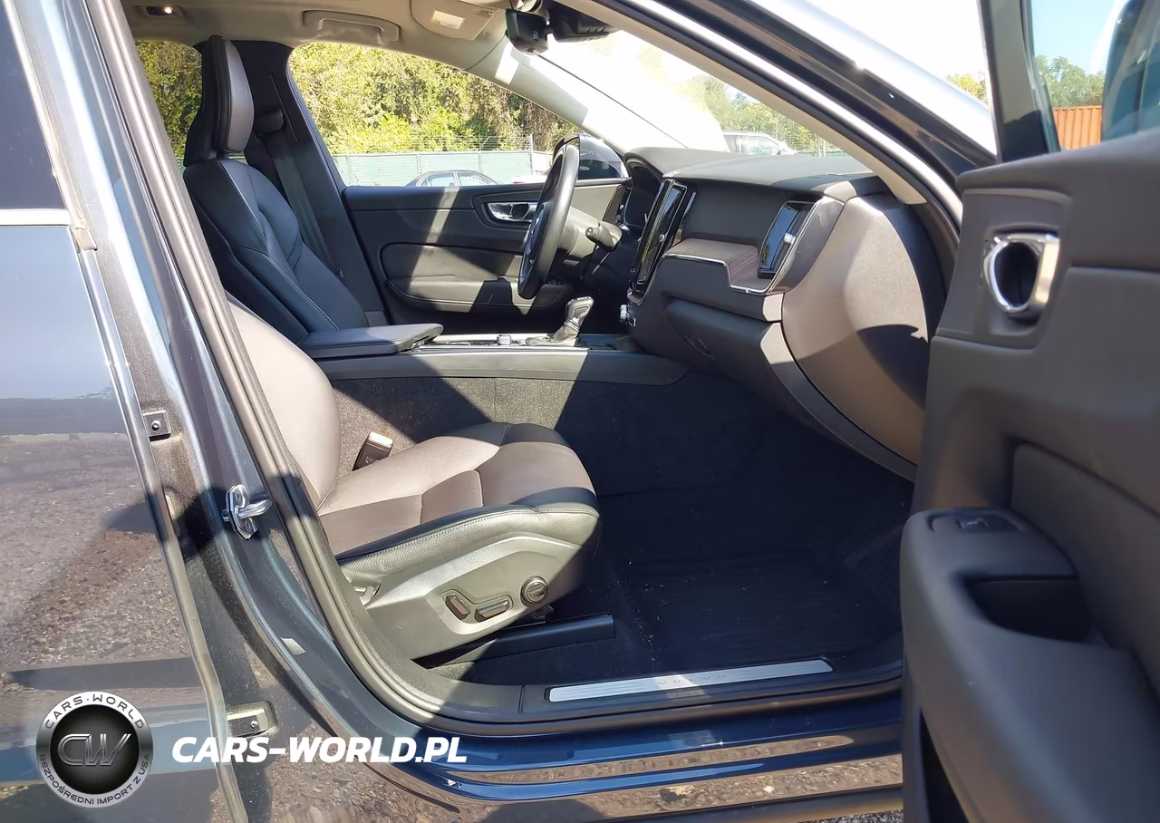 2021 Volvo Xc60 T6 Momentum VIN:YV4A22RK2M1684982 - 5