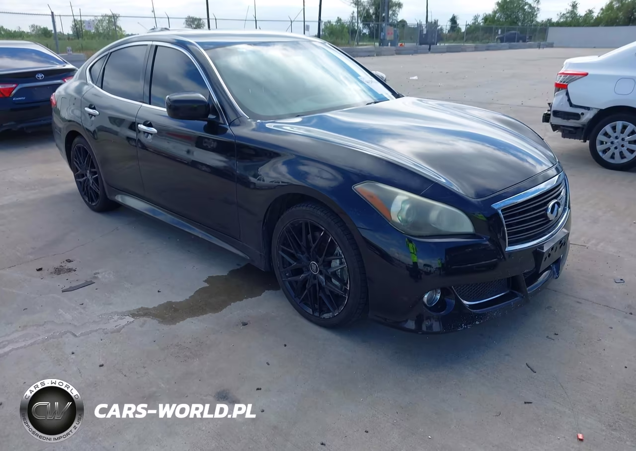 2011 Infiniti M37