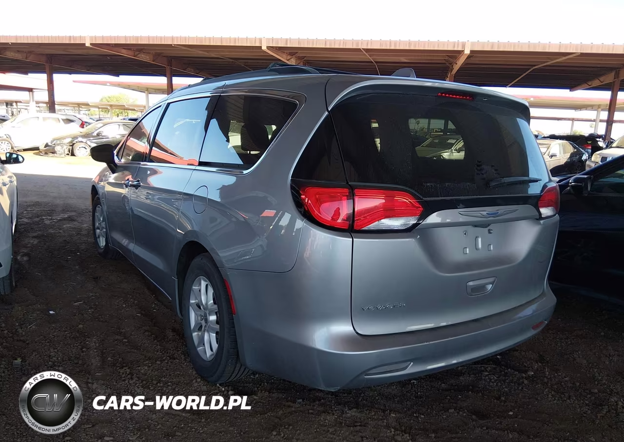 2020 Chrysler Voyager Lxi VIN:2C4RC1DG4LR182212 - 3