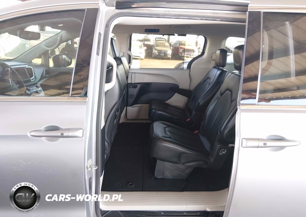 2020 Chrysler Voyager Lxi VIN:2C4RC1DG4LR182212 - 8