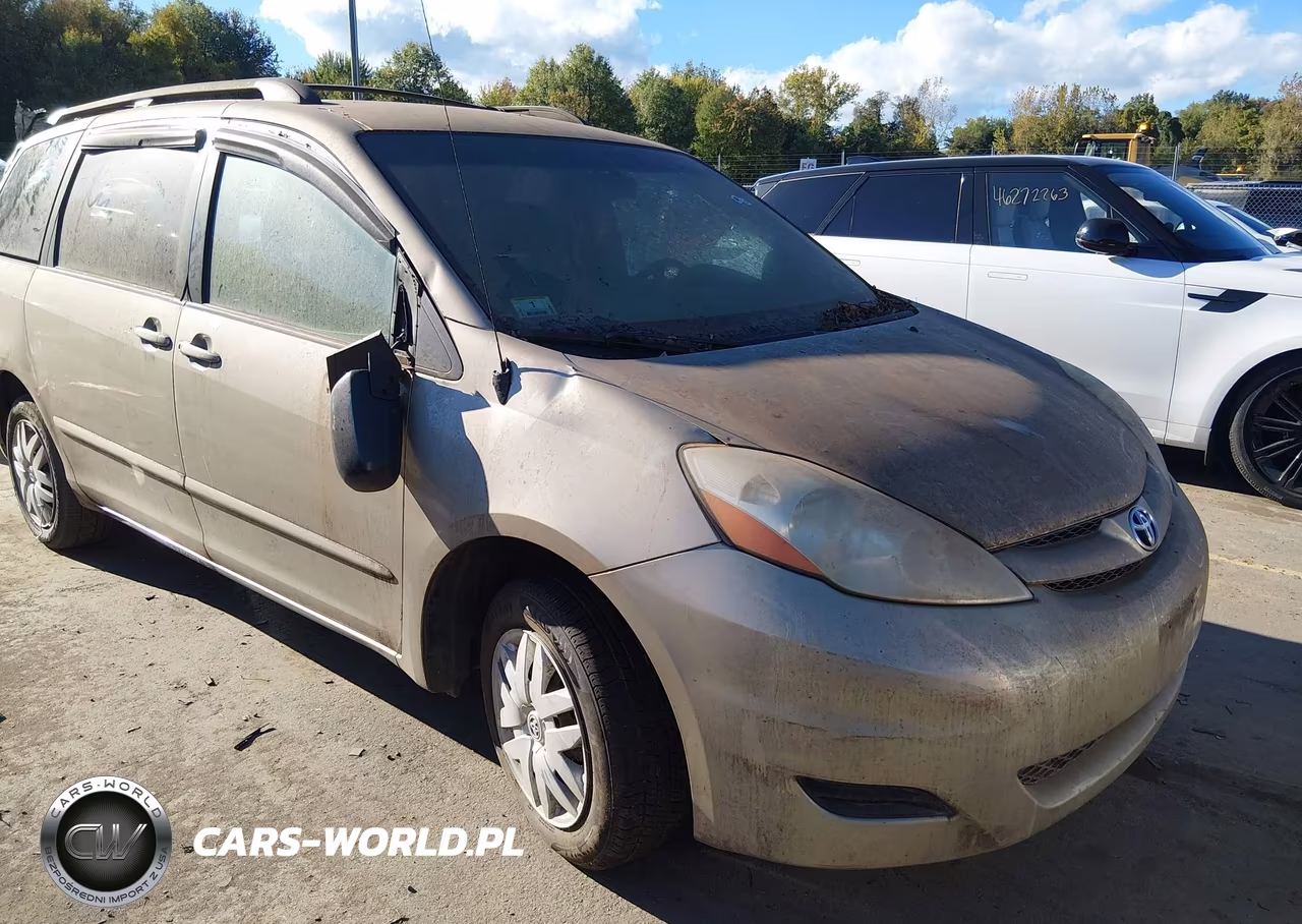 2006 Toyota Sienna Le – zdjęcie 1 z 11