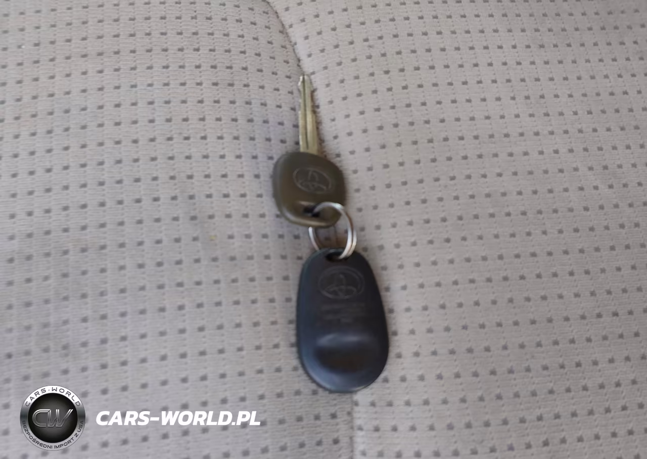 2006 Toyota Sienna Le VIN:5TDZA23C16S582525 - 11