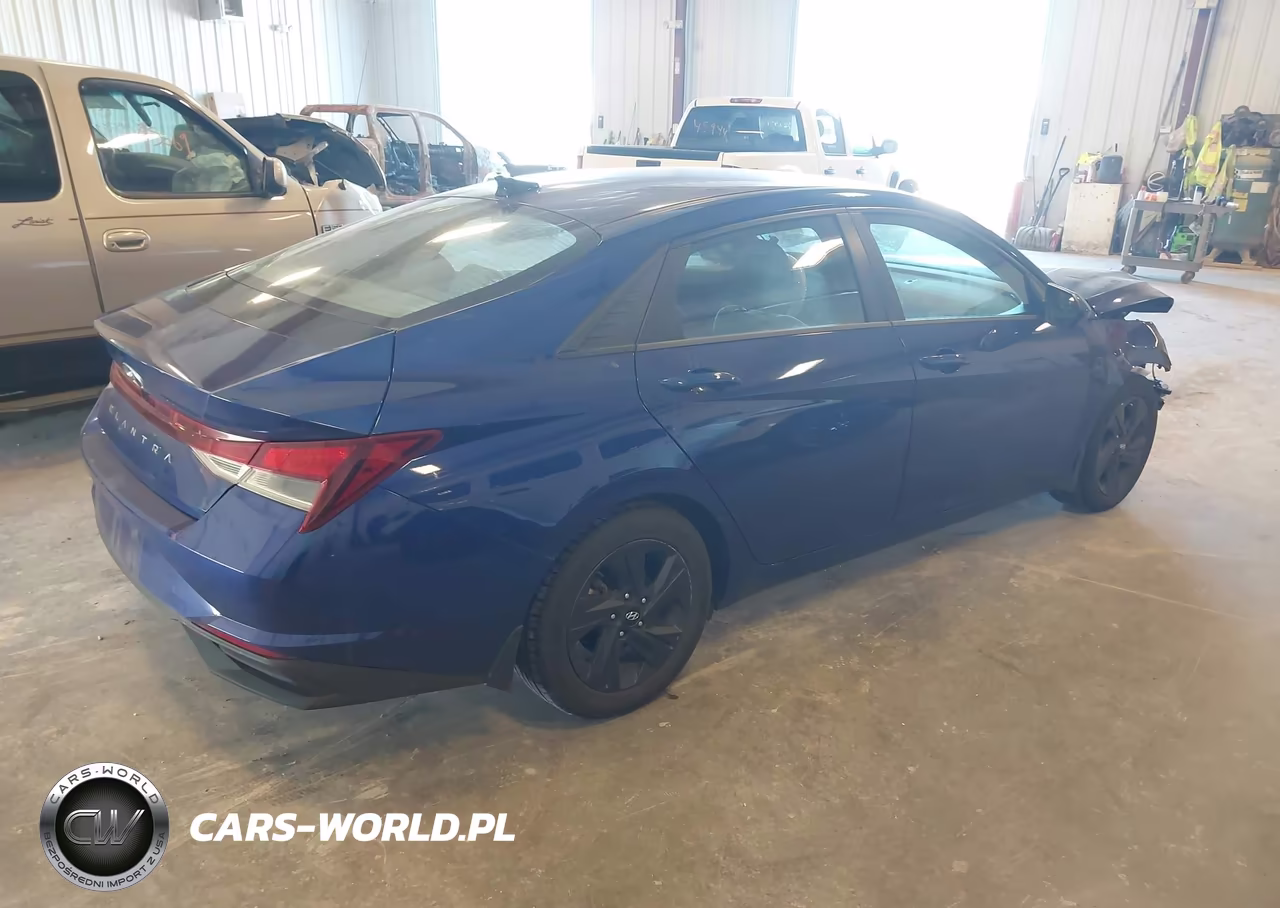 2022 Hyundai Elantra Sel VIN:5NPLM4AG2NH073918 - 4