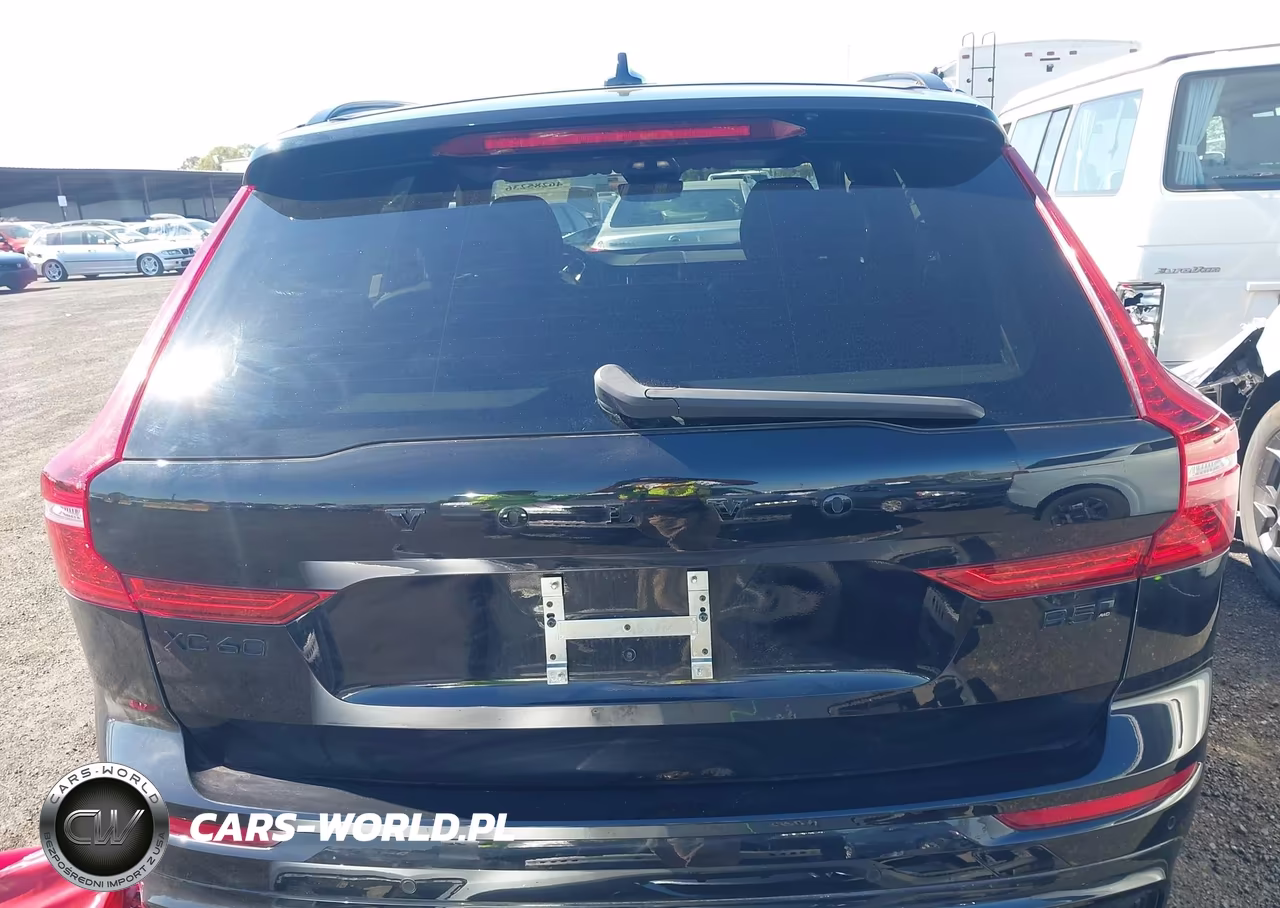 2025 Volvo Xc60 B5 Ultra Black Edition VIN:YV4M12RD5S1029889 - 16