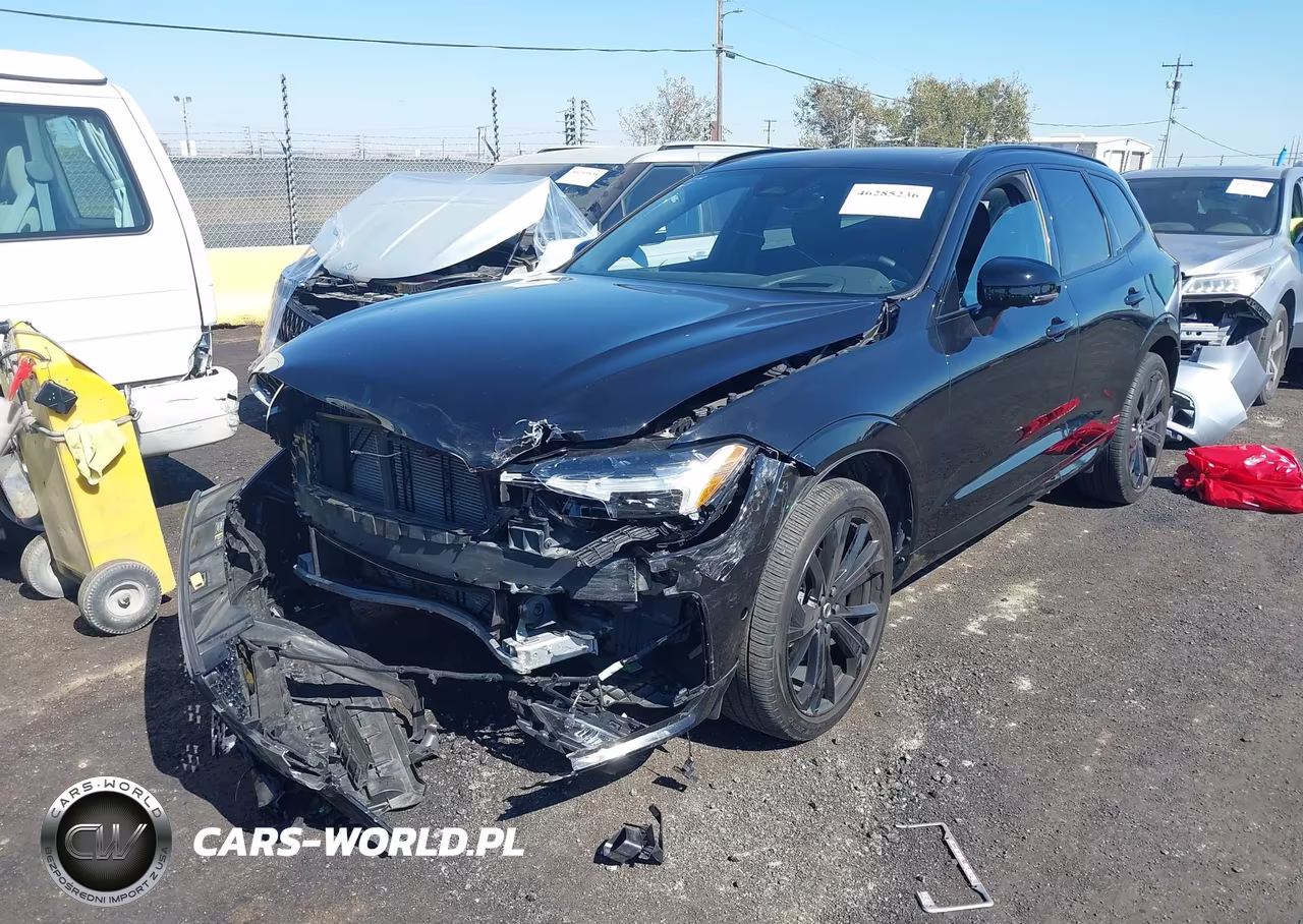 2025 Volvo Xc60 B5 Ultra Black Edition VIN:YV4M12RD5S1029889 - 2