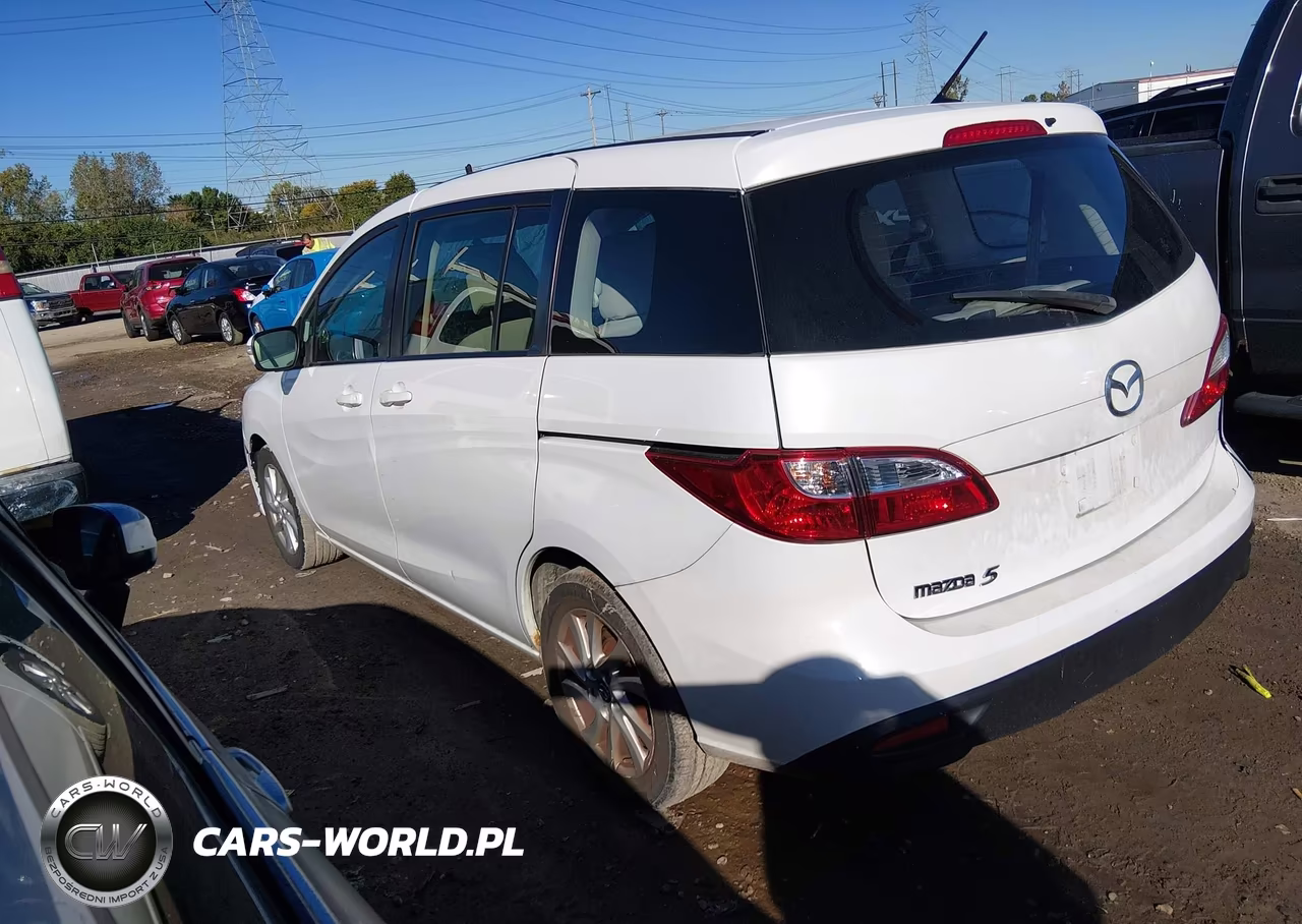 2014 Mazda Mazda5 Sport VIN:JM1CW2BL2E0175971 - 3
