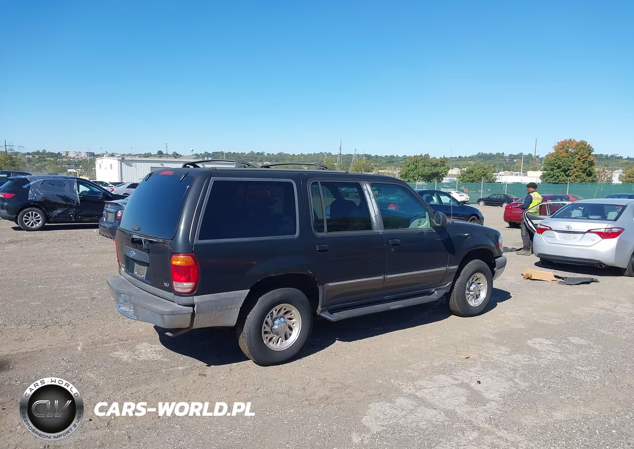 1999 Ford Explorer Eddie Bauer-Limited-Xlt VIN:1FMZU34E2XZA65310 - 4
