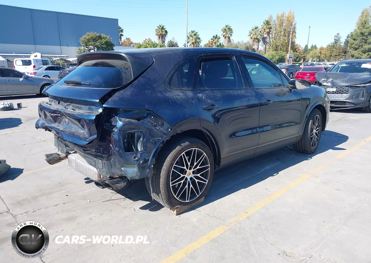 2025 Porsche Cayenne VIN:WP1AA2AY1SDA02190 - 4