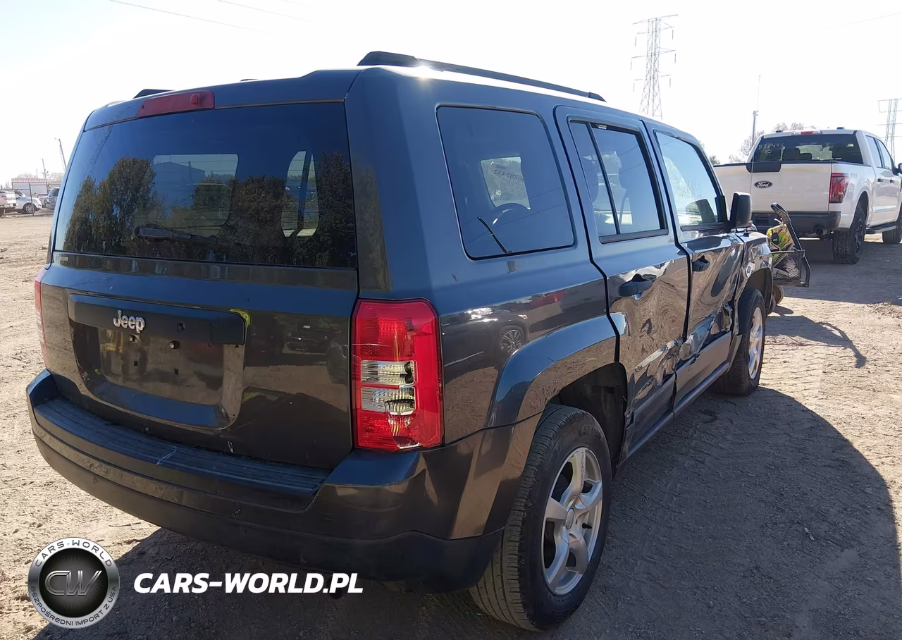 2016 Jeep Patriot Sport VIN:1C4NJPBA9GD790872 - 4
