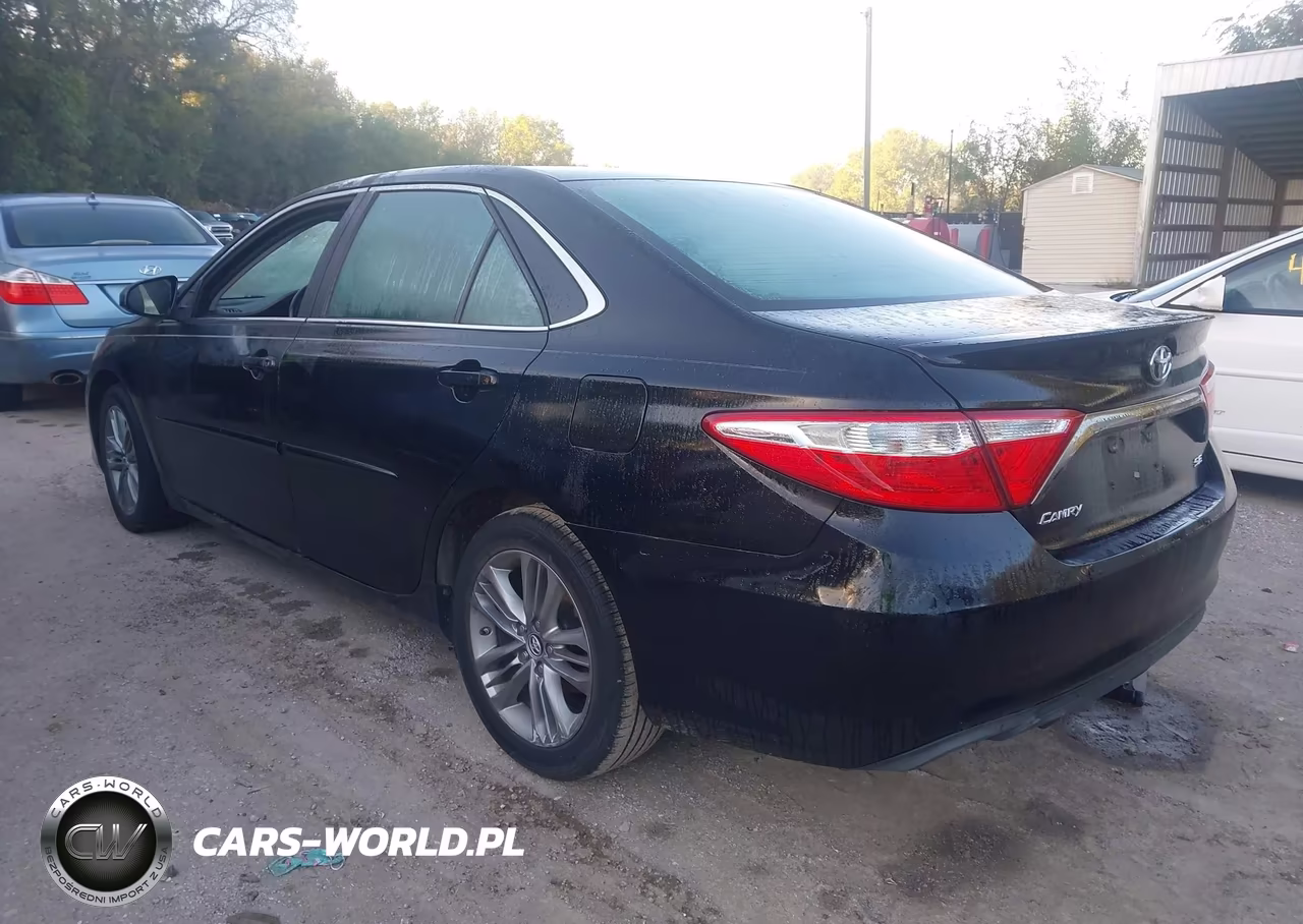 2016 Toyota Camry Se VIN:4T1BF1FK8GU184088 - 3