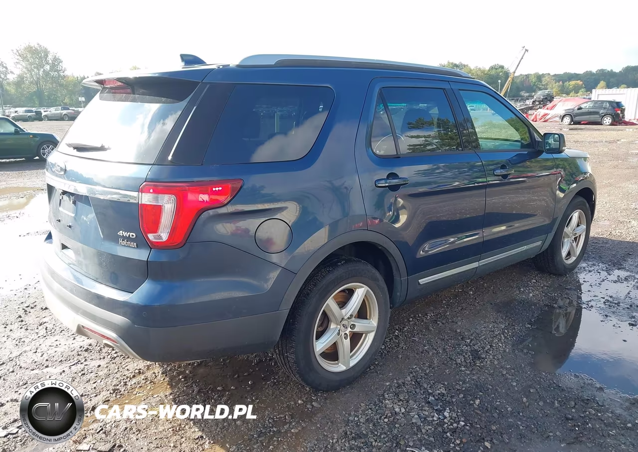 2016 Ford Explorer Xlt VIN:1FM5K8D89GGB14879 - 4