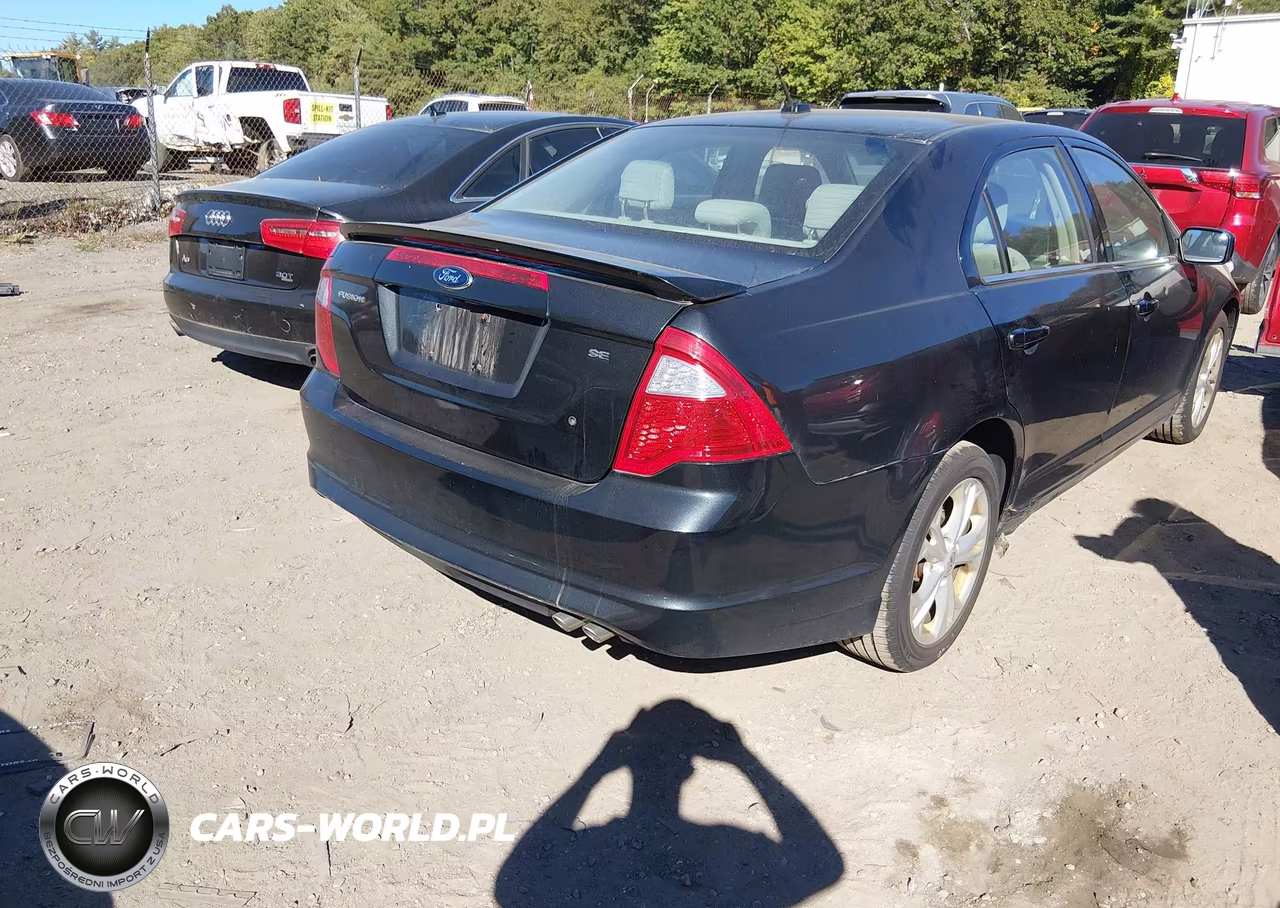 2012 Ford Fusion Se VIN:3FAHP0HA9CR313974 - 4