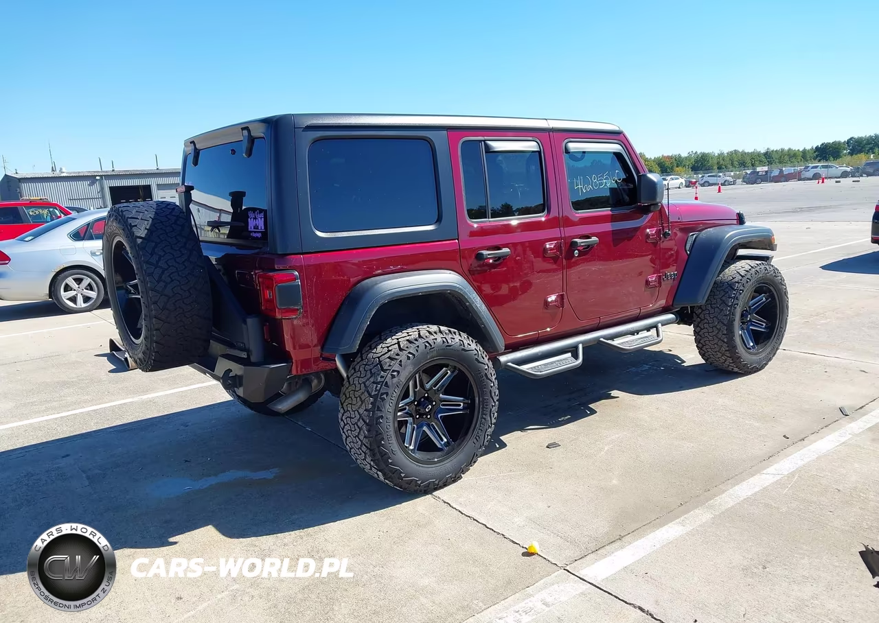 2021 Jeep Wrangler Unlimited Sport Altitude 4X4 VIN:1C4HJXDG9MW692441 - 4