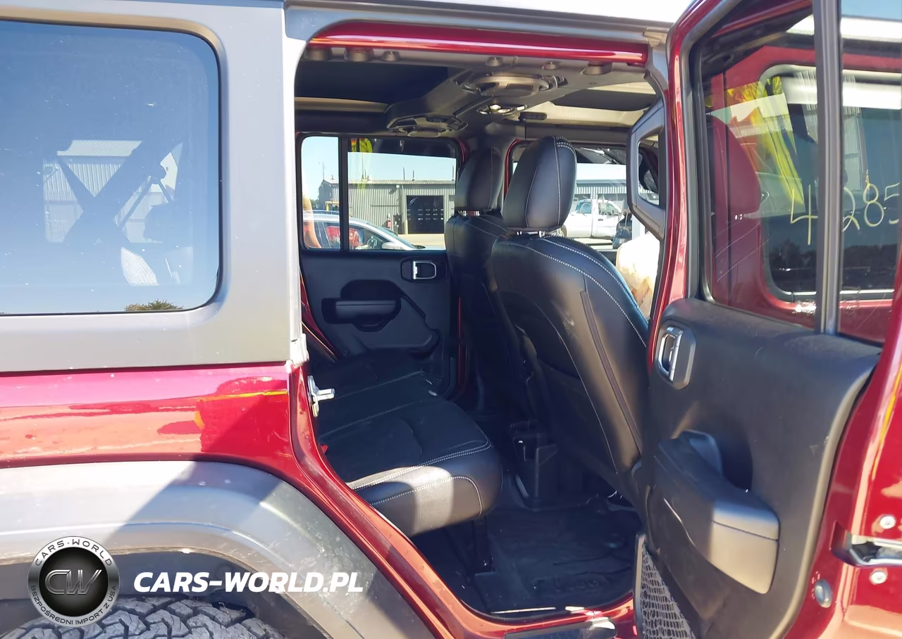 2021 Jeep Wrangler Unlimited Sport Altitude 4X4 VIN:1C4HJXDG9MW692441 - 8
