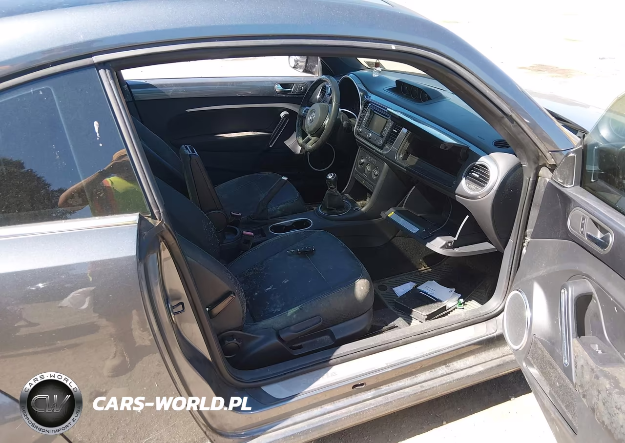 2014 Volkswagen Beetle 2.0L Tdi VIN:3VWRL7AT1EM638937 - 5