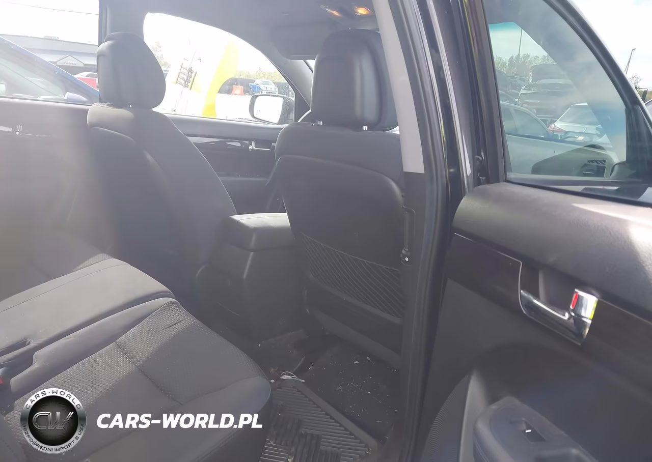 2011 Kia Sorento Lx VIN:5XYKT3A14BG138033 - 8