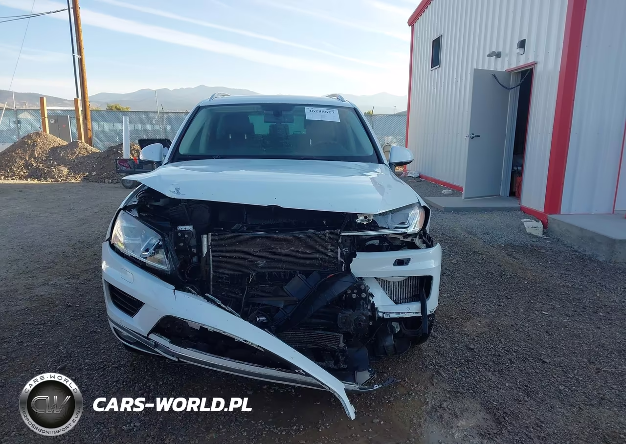 2016 Volkswagen Touareg Tdi Lux VIN:WVGEP9BP9GD001663 - 13
