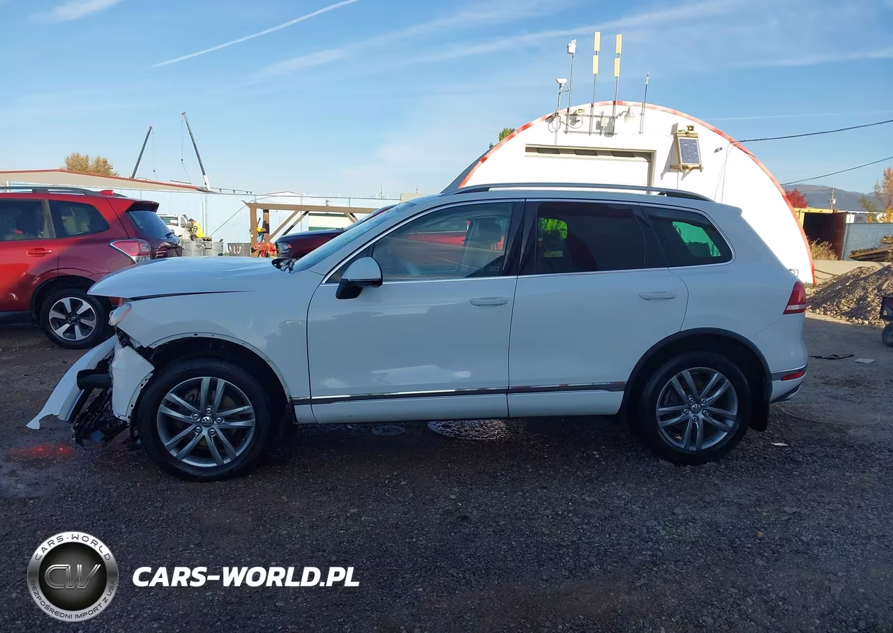 2016 Volkswagen Touareg Tdi Lux VIN:WVGEP9BP9GD001663 - 15