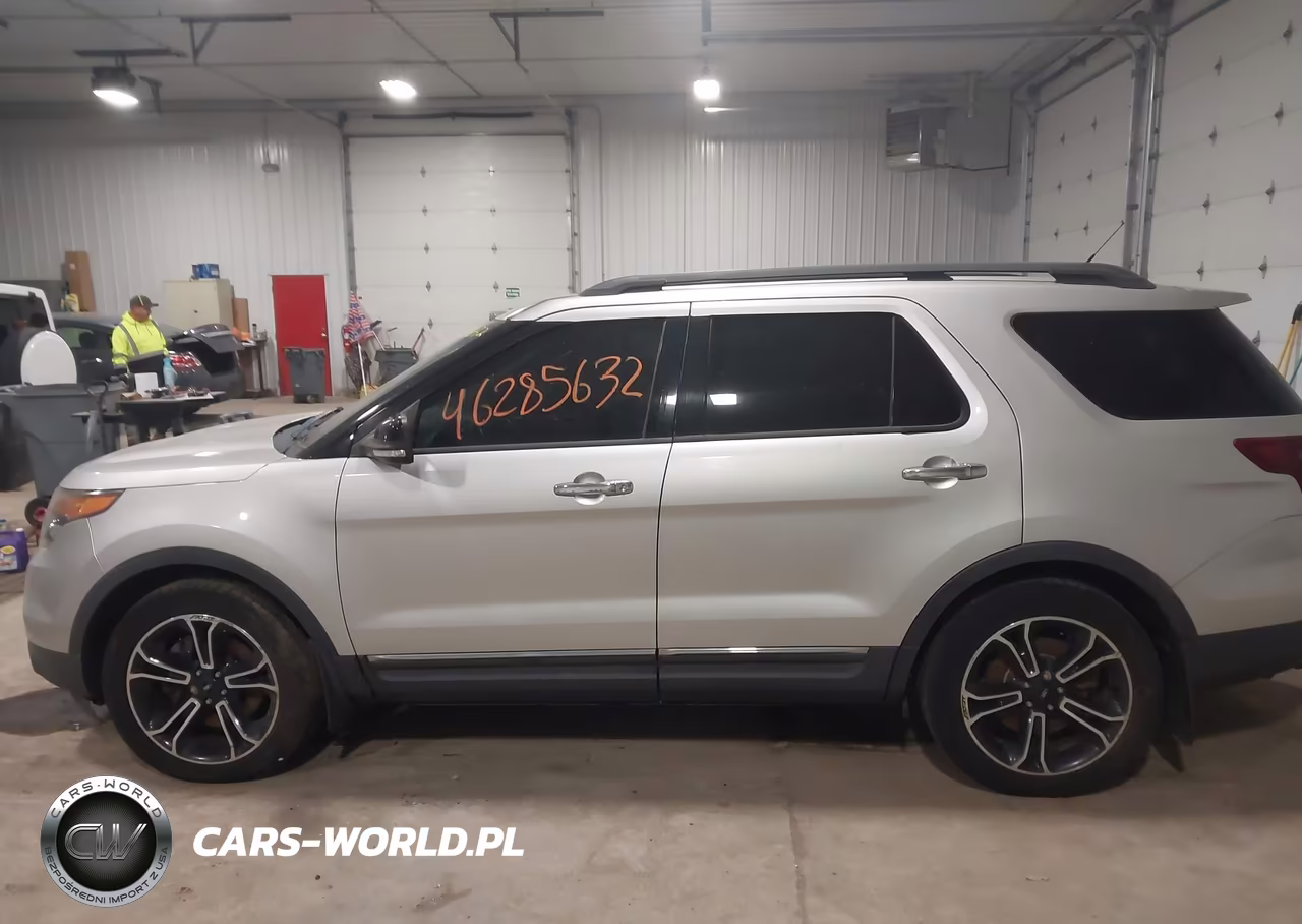 2013 Ford Explorer Sport VIN:1FM5K8GT9DGB83910 - 14