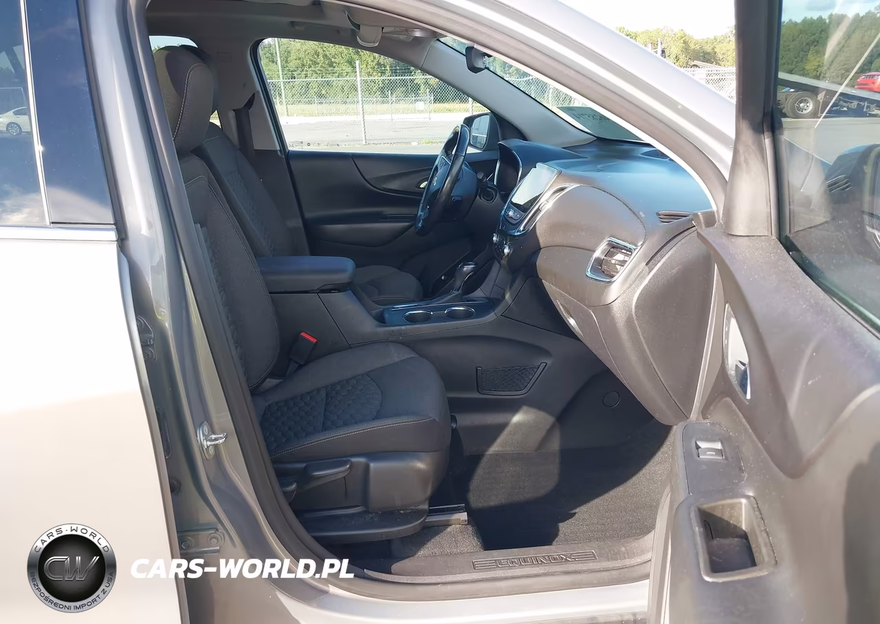 2018 Chevrolet Equinox Lt VIN:3GNAXJEV0JS645937 - 5