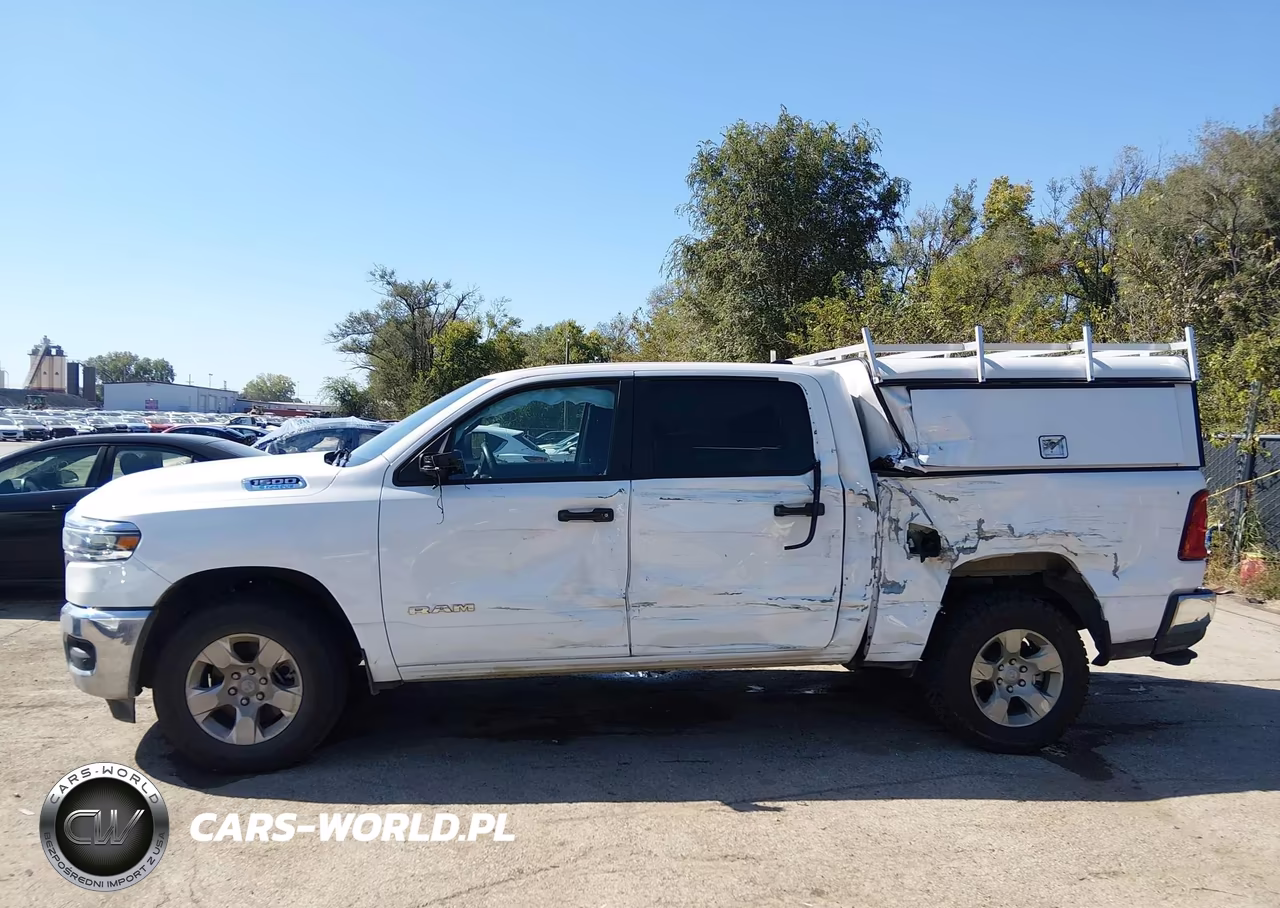2025 Ram 1500 Tradesman 4X4 5'7 Box VIN:1C6RRFGG9SN192194 - 14